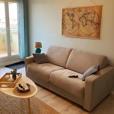 La Douce Escale Apartment