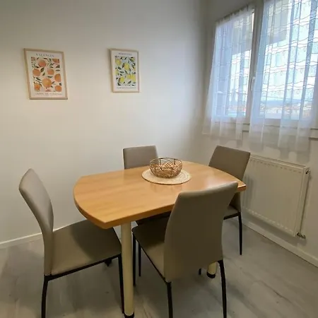 La Douce Escale Apartment